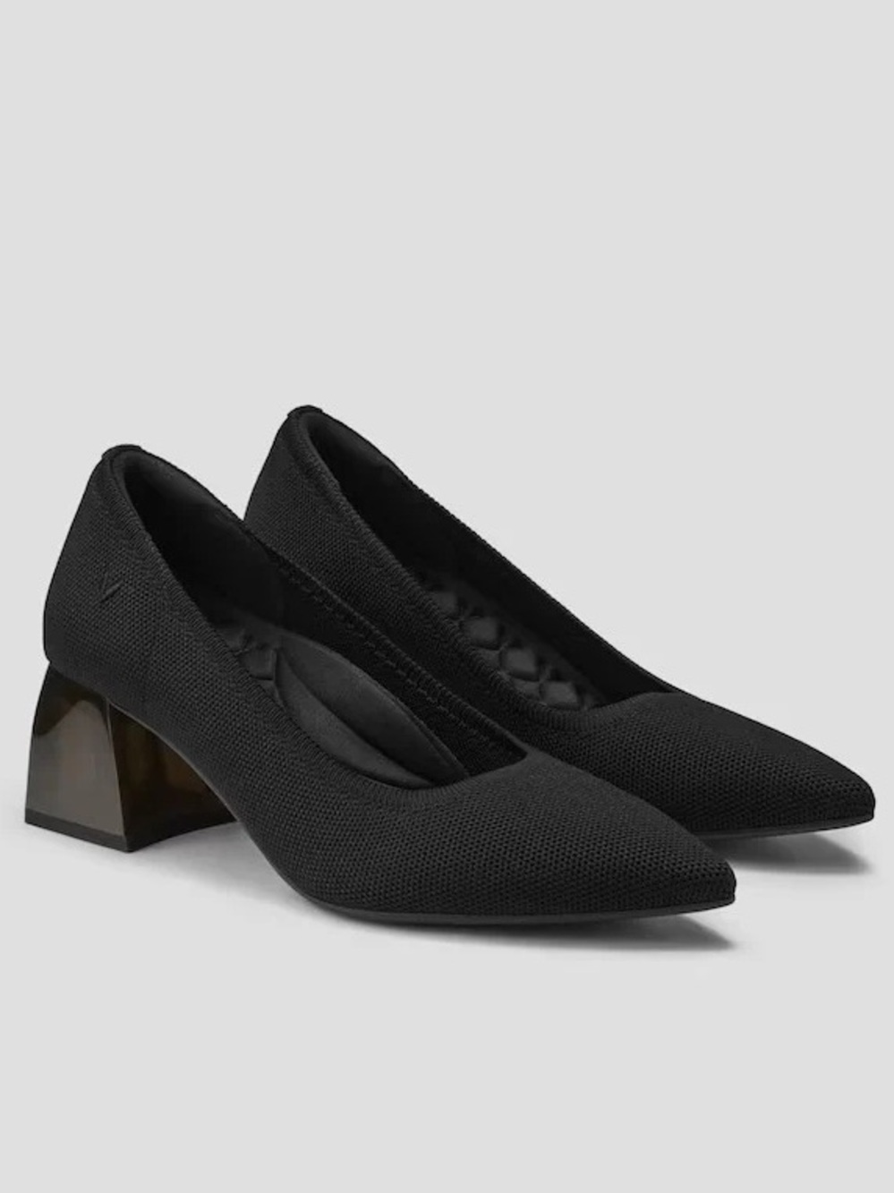 VIVAIA Pointed Toe Block Heel Sz 39.5 / US 8.5